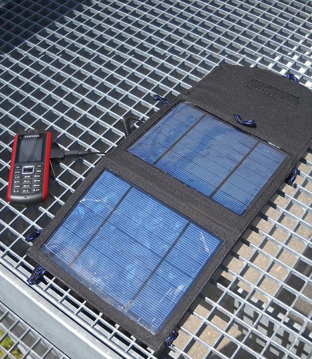 chargeur solaire pliable